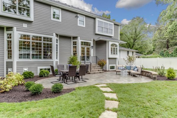 Concrete Patio Landscaping in Los Angeles