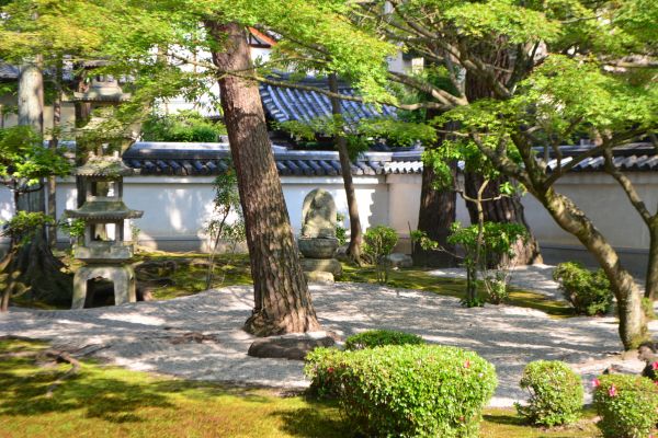 Zen Garden Landscaping in Los Angeles