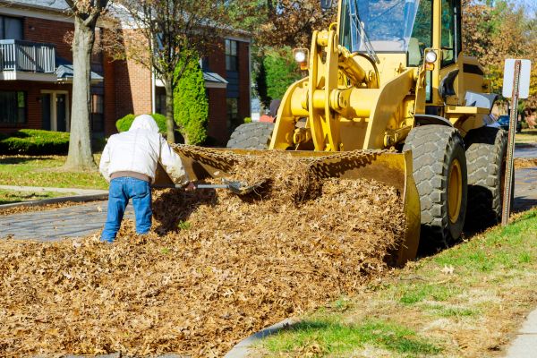 Mulch Hauling in Los Angeles