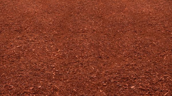 Red Mulch Delivery in Los Angeles