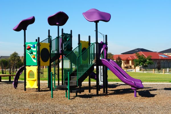 Playground Mulch Removal in Los Angeles