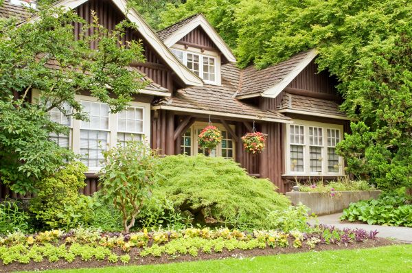 Log Home Landscaping in Los Angeles